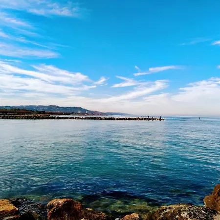 Joy - Iconic Heritage Pensión Montesilvano Marina